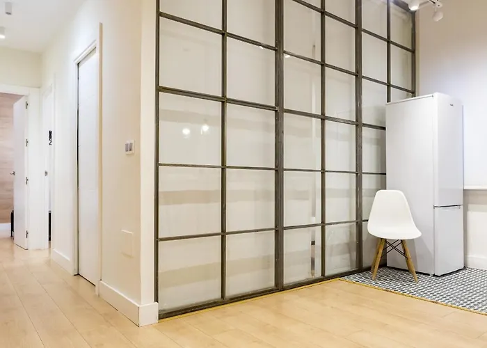 -malagasunapts-central&cozy 3bds *