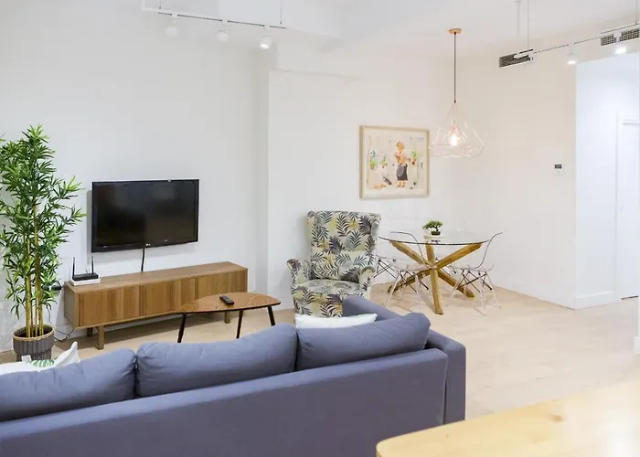 -malagasunapts-central&cozy 3bds Apartament